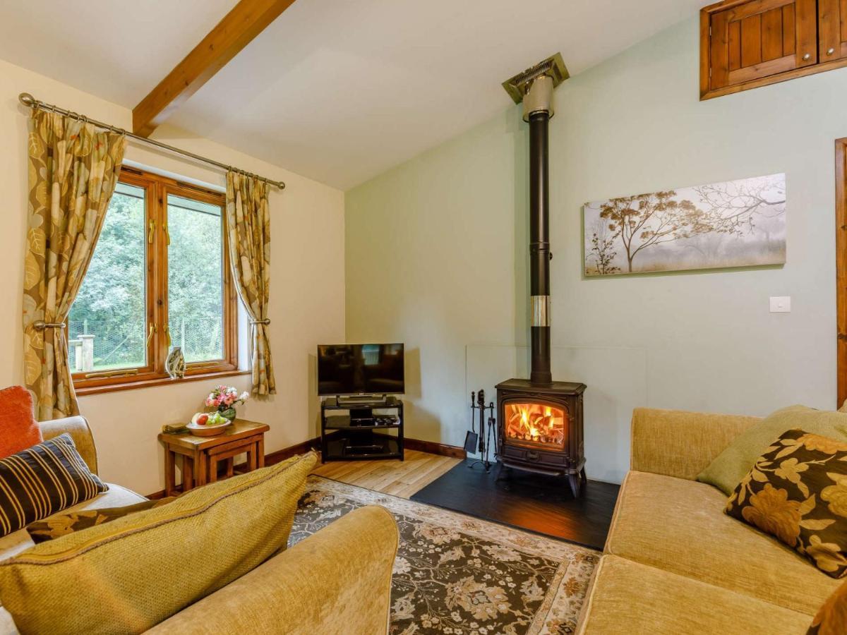 2 Bed In Bude 85562 Bradworthy Exterior photo